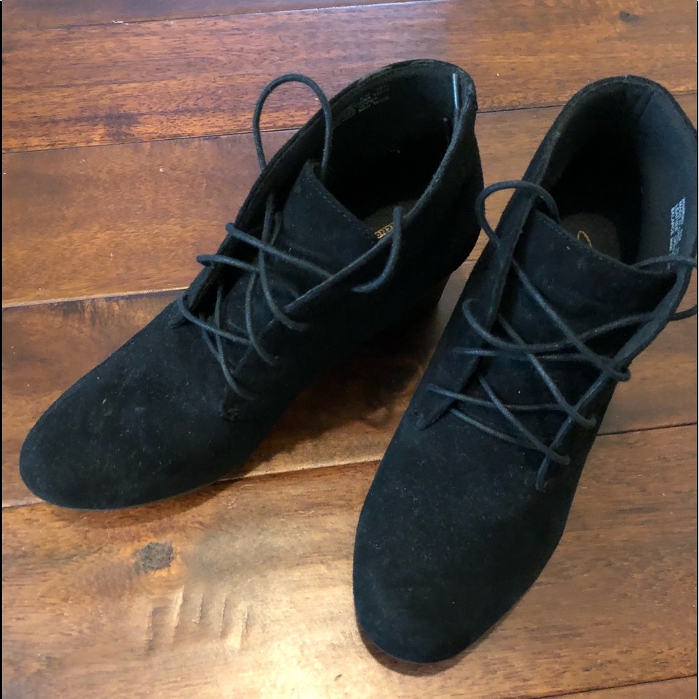 Clark’s Suede Bootie